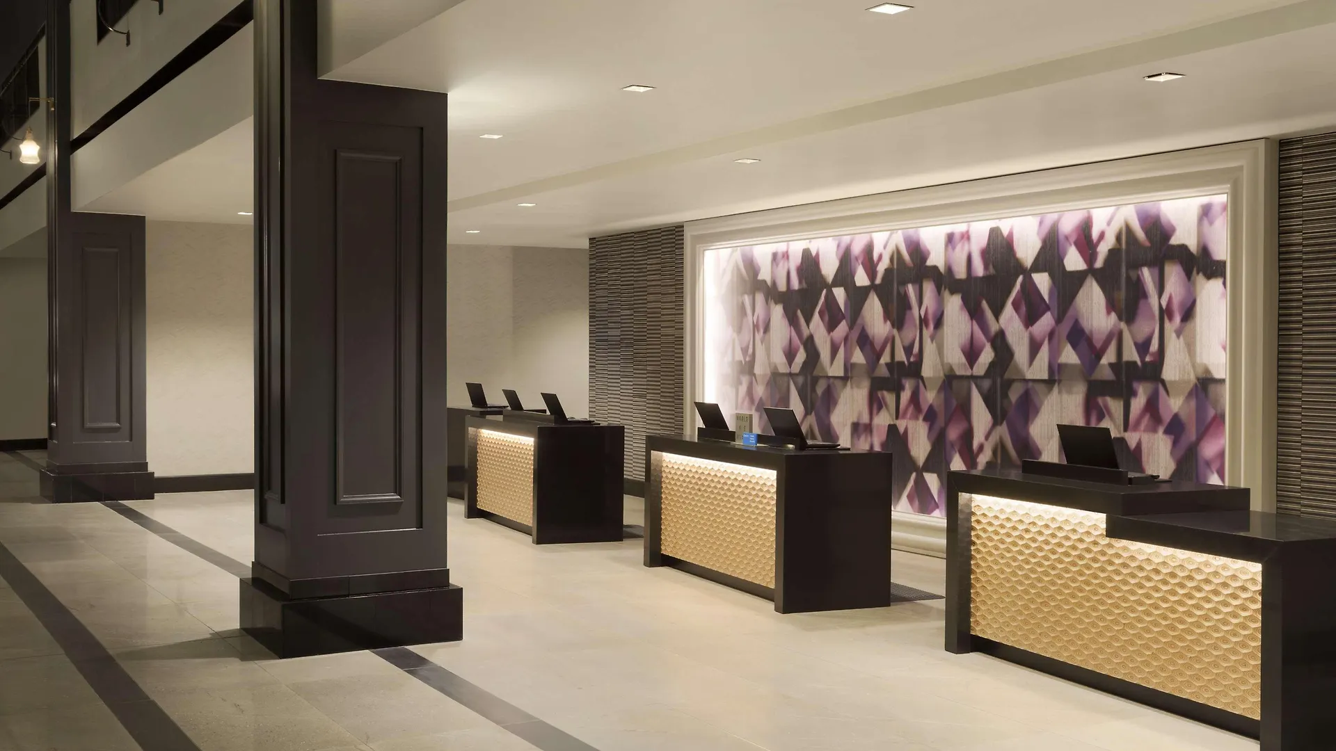 Hyatt Regency Savannah 4*,  United States