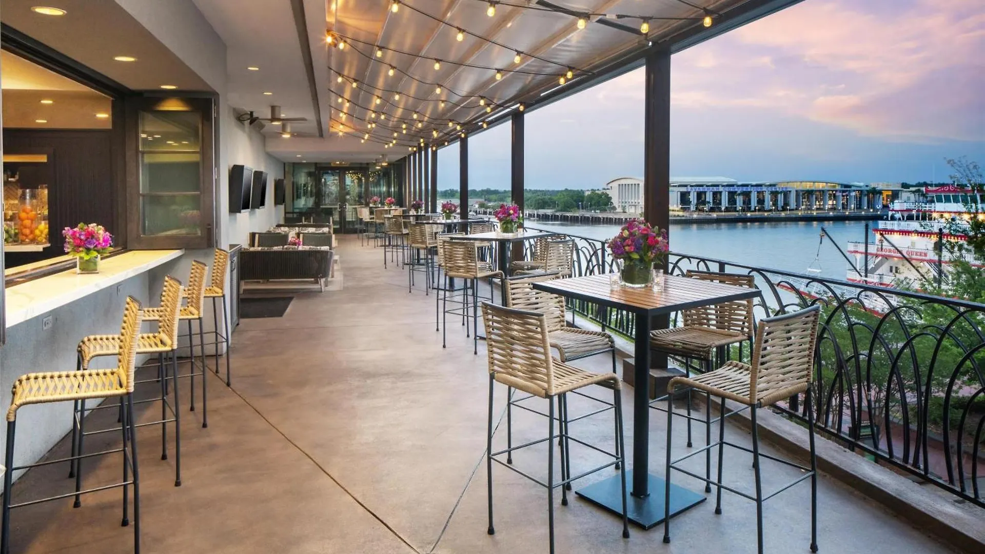 Hyatt Regency Savannah 4*,  United States